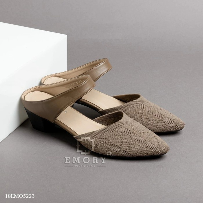 sepatu wanita emory import - Khaki, 37