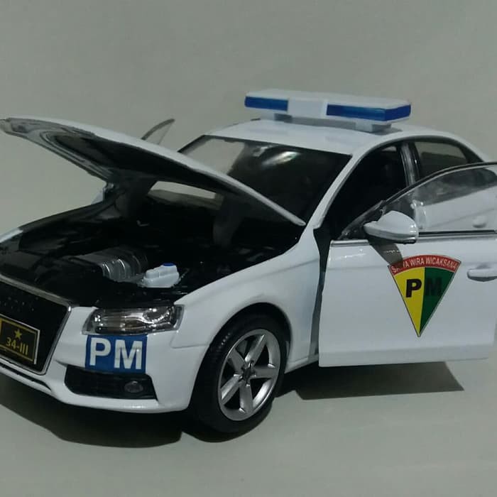 diecast miniatur reflika mobil sedan polisi militer AD POMAD skala 24 B906