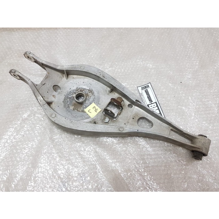 Arm KANAN atas Tatakan per belakang BMW E46 318i 323i 325i thn 99-04 {Part by BMW Speciall Part}