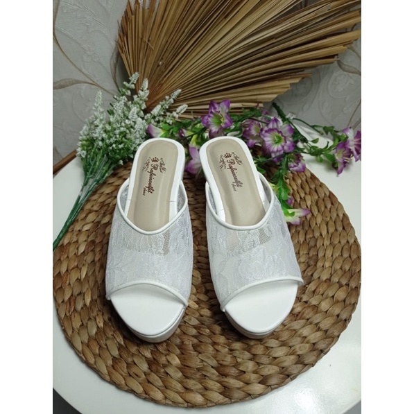 wedges tlara putih brukat lace tinggi 7cm