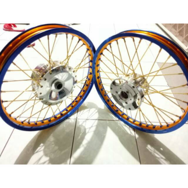 Velg paketan set Velg Tdr 2 tone Jupiter zjupiter mxMx New berikut