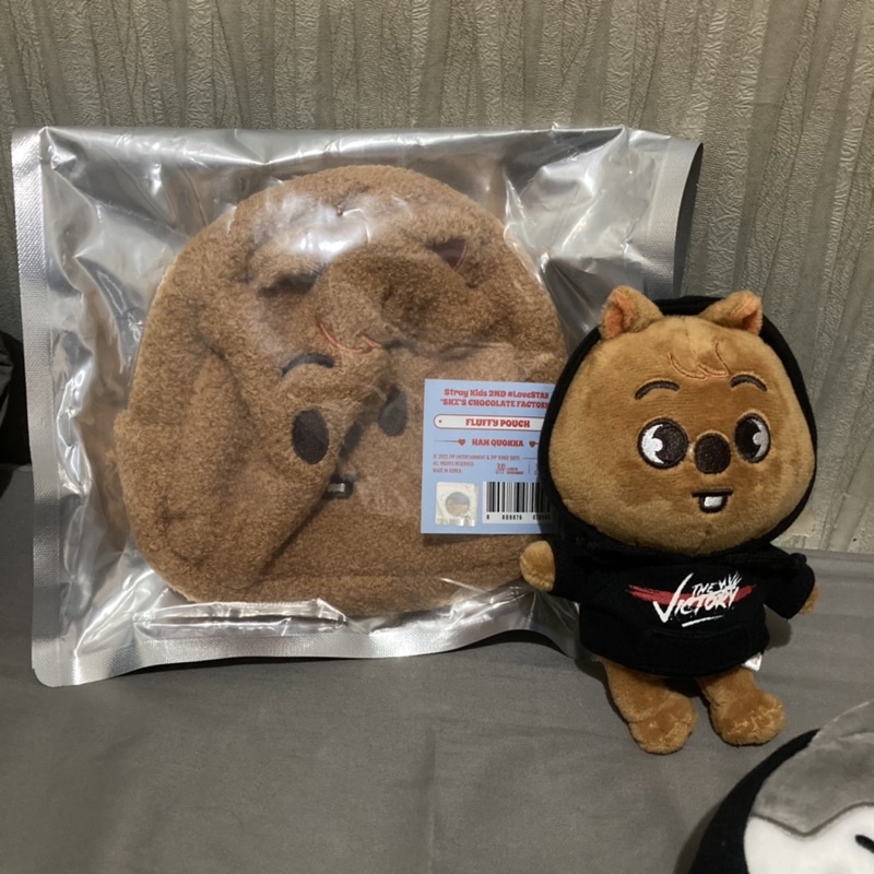 SKZOO STRAY KIDS FLUFFY POUCH HAN QUOKKA HANQUOKKA HAN JISUNG