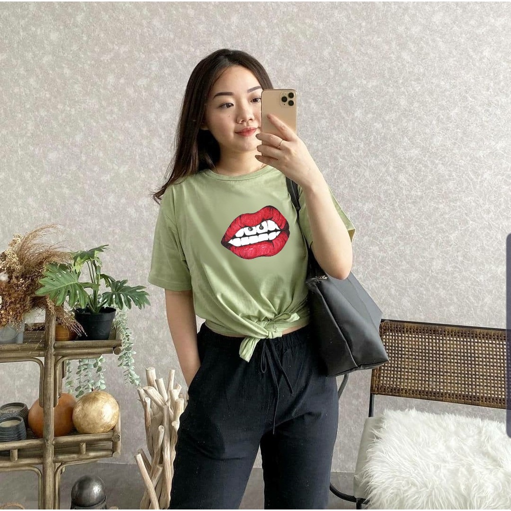 MYSTIQUE.ID-BAJU KAOS MOUTH T-SHIRT LUCU DAN AESTHETIC