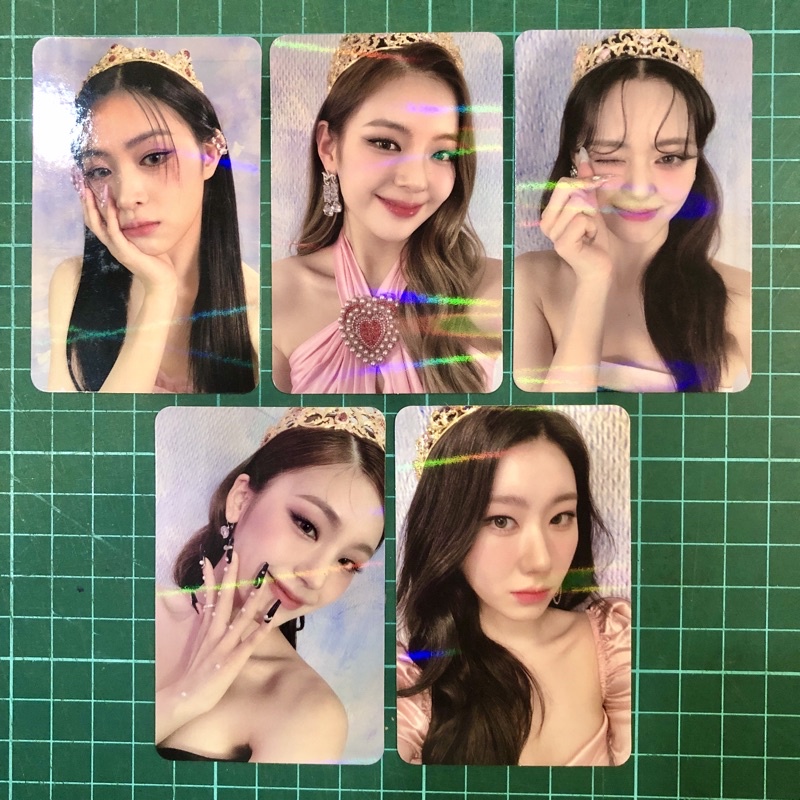 ITZY - Checkmate SOUNDWAVE Photocard PC Benefit Mahkota
