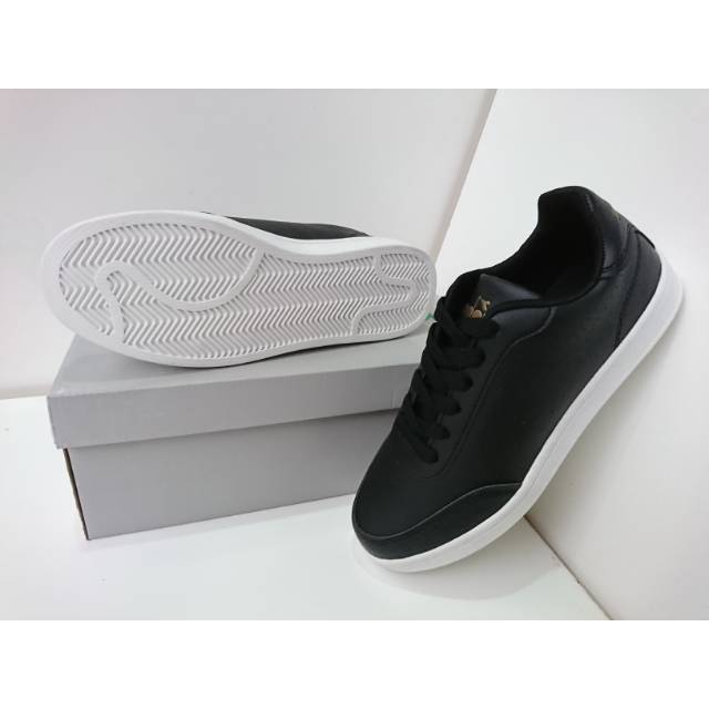 DIADORA GIVANO BLACK WHITE ORIGINAL/SEPATU CASUAL/SEPATU SANTAI/DIADORA CASUAL