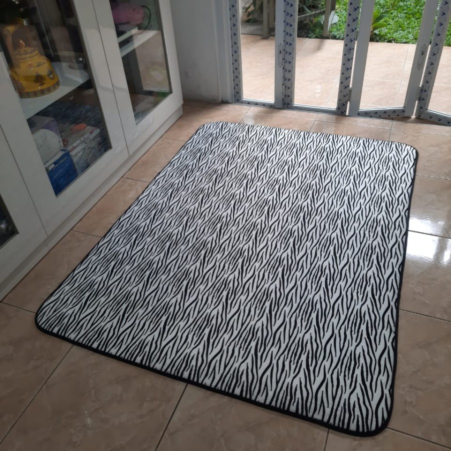 Karpet Busa FONIX Malaysia Bulu Super Lembut Anti Slip 100 x 150 Minimalis F104, Rasfur Korea-1