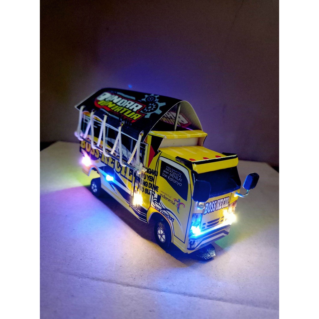 miniatur truk oleng bos kecil kuning + lampu+ terpal