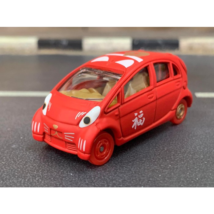 2014 Lucky Tomica Good Luck Charm Maneki Neko- Mitsubishi i-MiEV Red