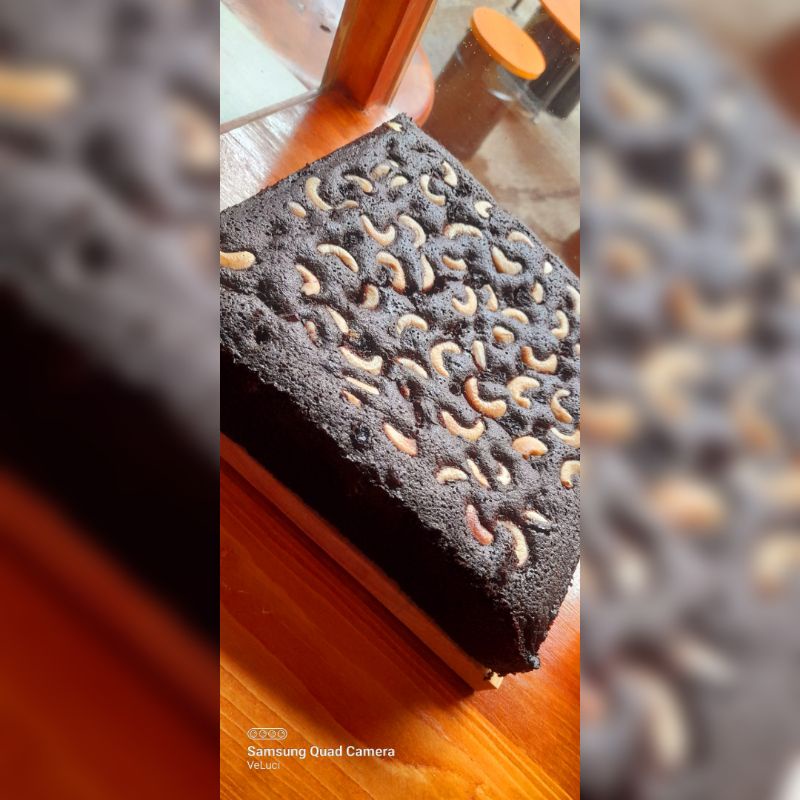 

Rhum Raisin Cashew Nut Brownie