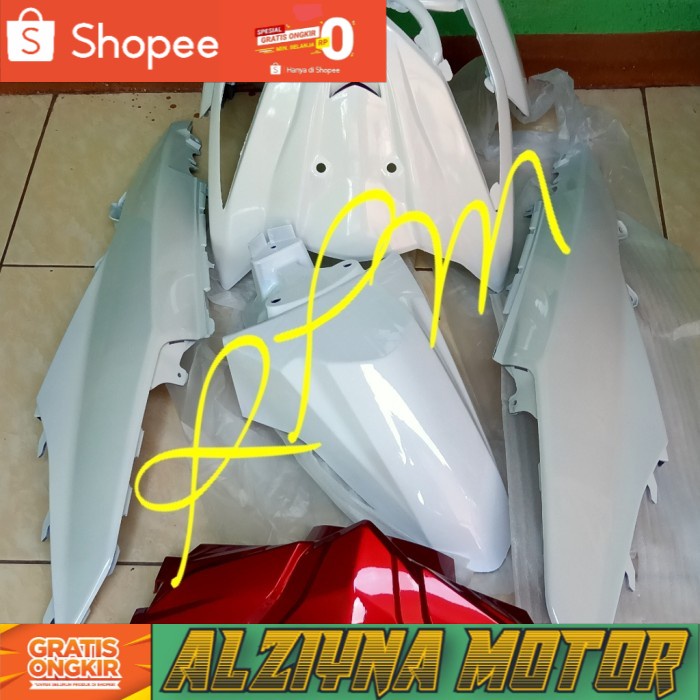 cover body Alus Beat esp 2015-2016 putih merah