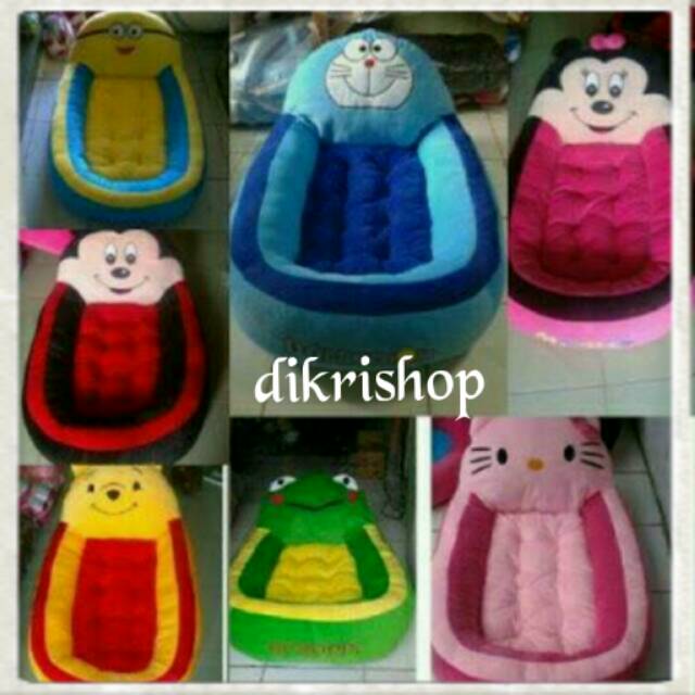 Tempat tidur/ kasur bayi