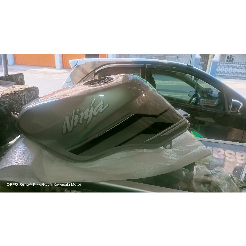 tangki ninja rr silver