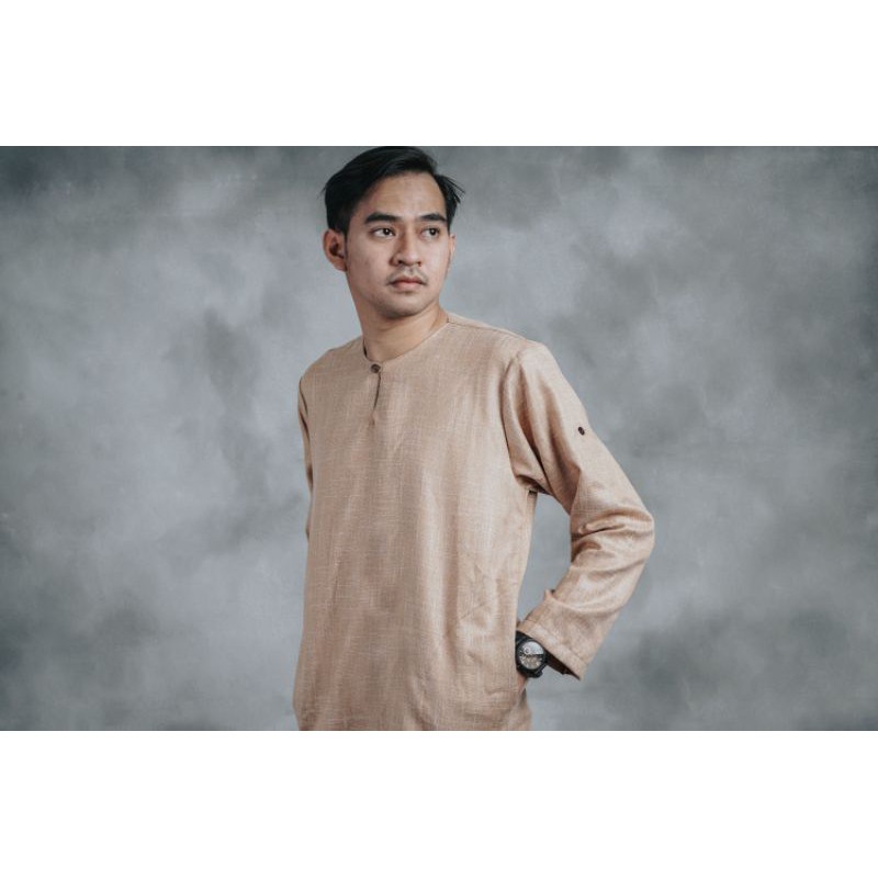 Fashion Baju Atasan Koko Kurta Muslim Pria Dewasa Basic Putih / Hitam / Abu / Grey / Black / White