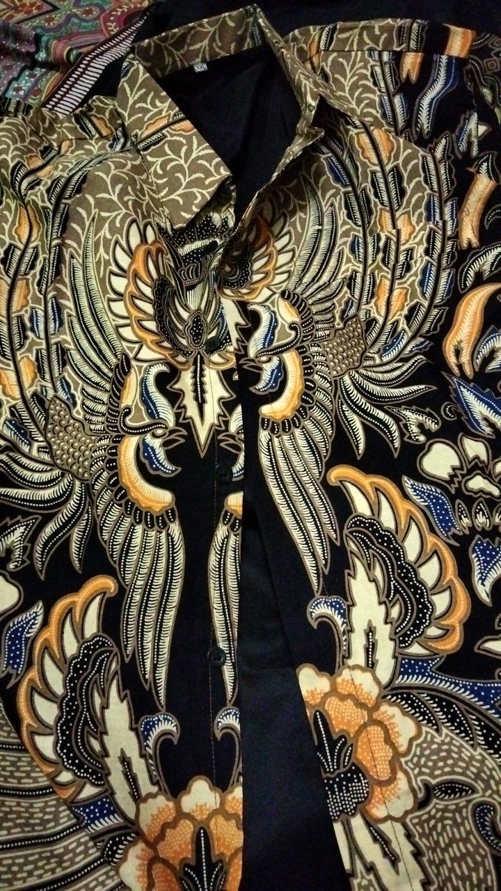 Mangkubumi Kemeja Batik Lengan Pendek Katun Halus Sragenan