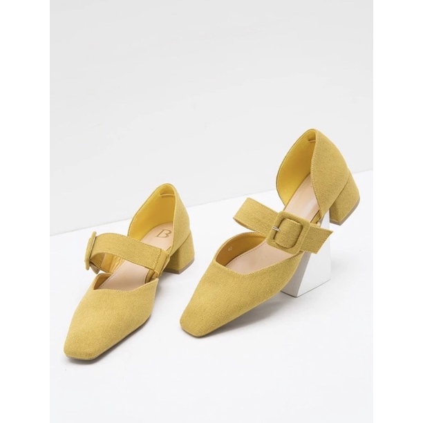 Jiwel Decyta Mary Jane Heels Yellow