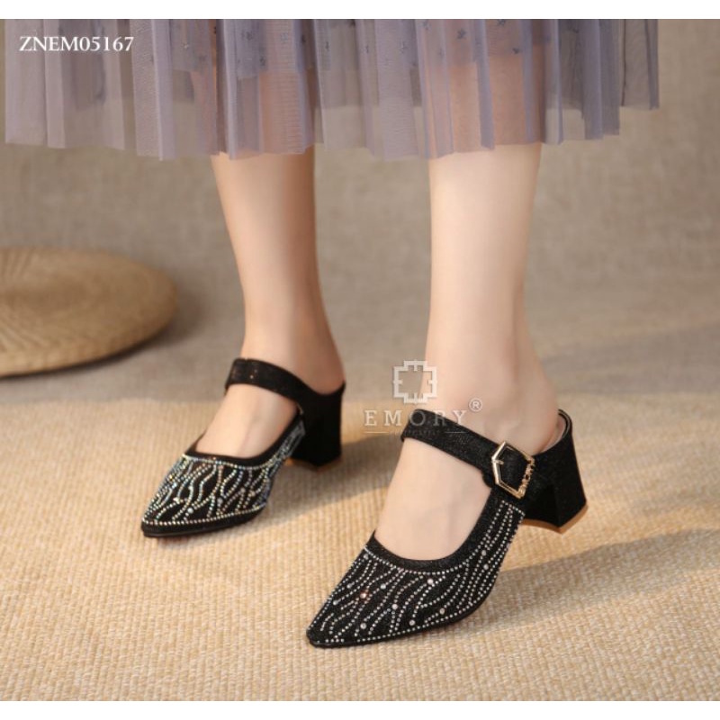 (TBA) heels Emory Ramaya ZNEMO5167