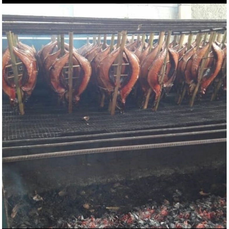 

Ikan Cakalang / Ikan Asap / Cakalang Fufu / Cakalang Asap / Khas Manado