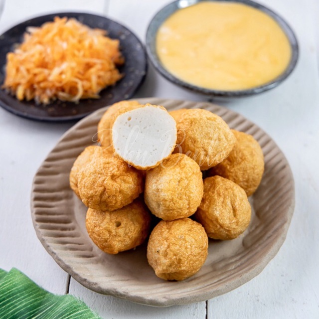 

Bakso Ikan Goreng - Fishball Roku Bento 20 Pcs Freshly Homemade Nugget Siap Goreng