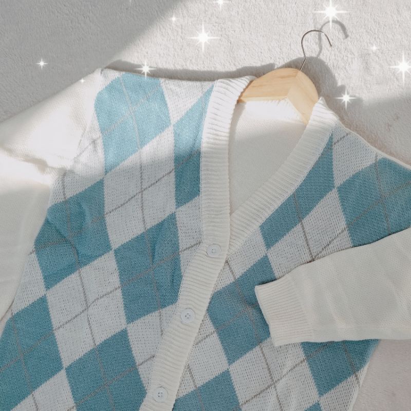 Kharisma anggun[Cardi Jungwoo NCT]