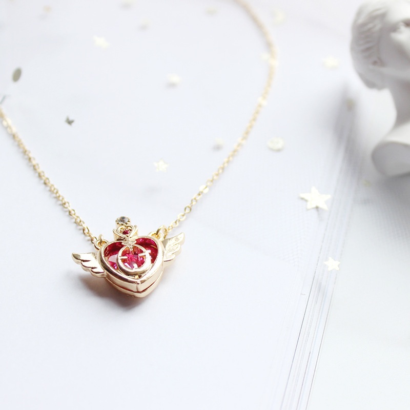 Kalung Gadis Sederhana Rantai Pantai Jantung Liontin Aksesoris Wanita Fashion Kreatif Kristal Pacar Hadiah Perhiasan Sailor Moon