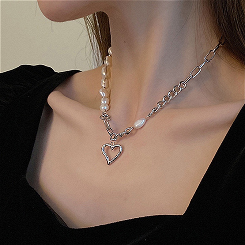 Hollow Love Pearl Stitching Design Necklace Female Trend Clavicle Chain