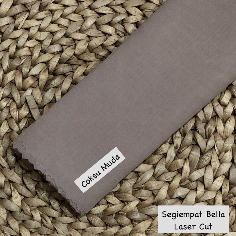 Hijab Bella Square Laser cut / Segiempat Bella-Coksu Muda