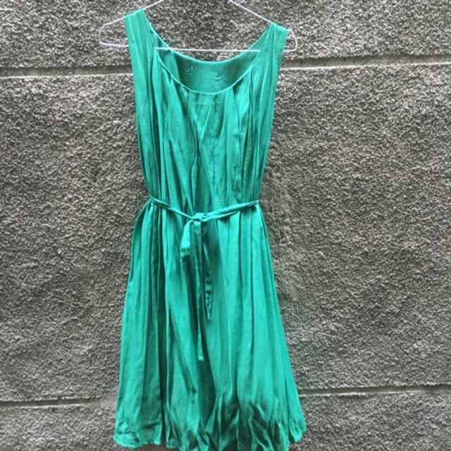 Lily dress