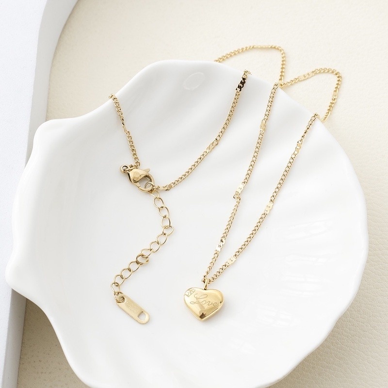 Kalung Rantai Liontin Hati Bahan Stainless Steel Warna Emas Untuk Pasangan