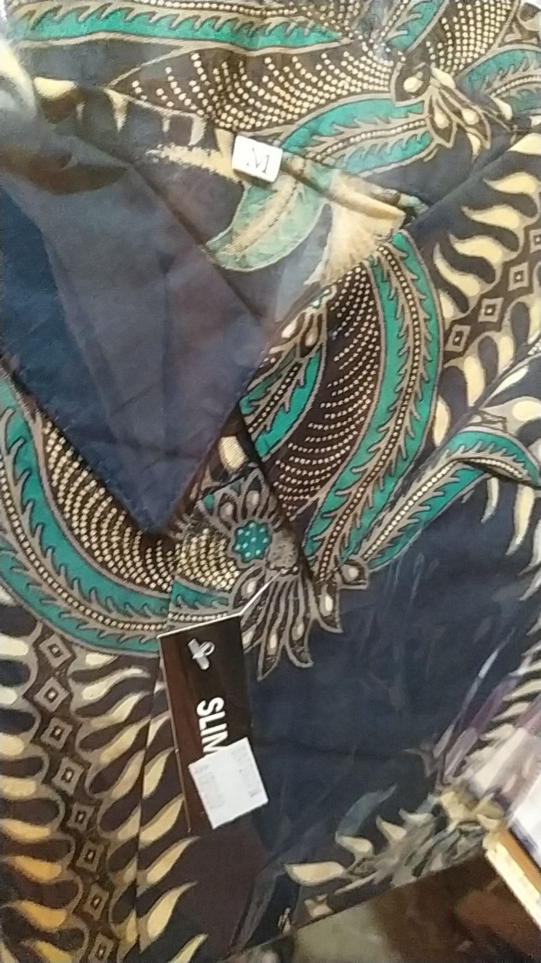 Kemeja Batik Pria Lengan Panjang Slim Fit Batik Pria Modern