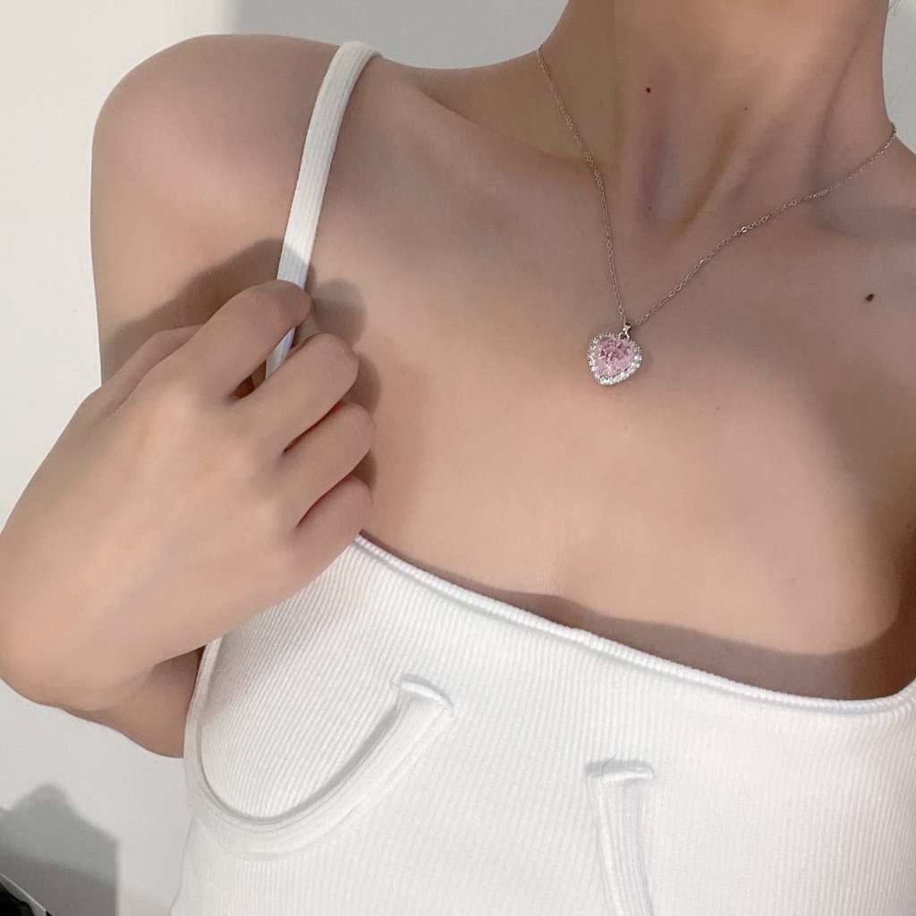 Kalung Rantai Klavikula Desain Hati Aksen Berlian Zirkon Warna Pink Gaya Jepang Korea Selatan Untuk Perempuan