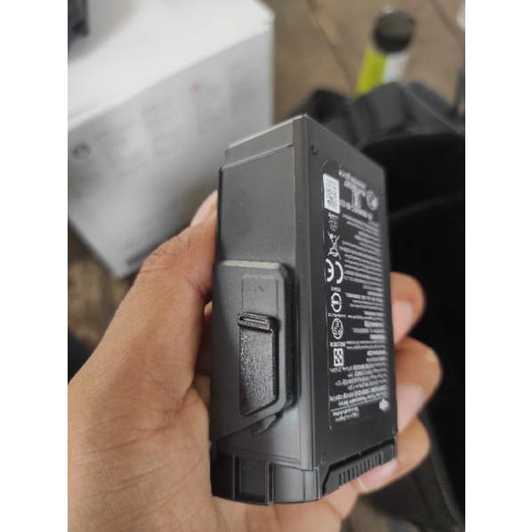 DJI MAVIC AIR FLY MORE COMBO