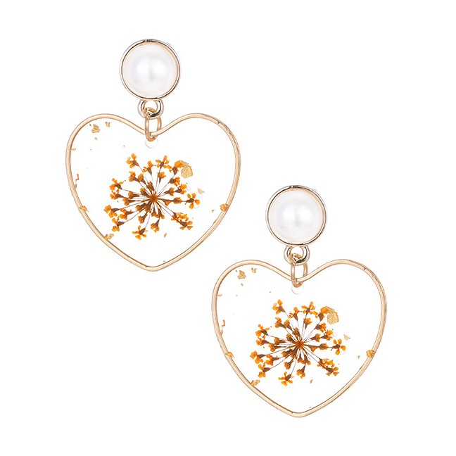 LRC Anting Tusuk Fashion Gold Color Heart Shape Decorated E62836