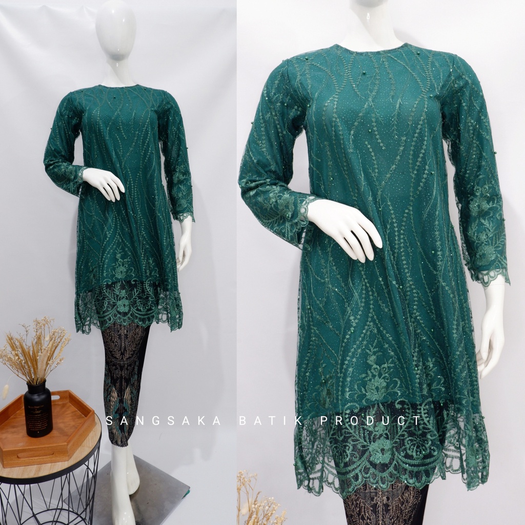 Kebaya Tunik / Tunik Brokat / Kebaya Modern / Kebaya tile / Kebaya Favorite / Batik Couple