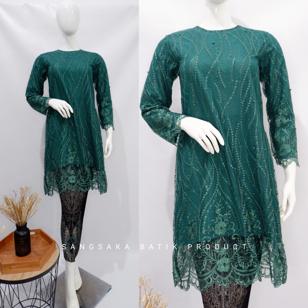 Kebaya Promo/ Kebaya Tunik / Tunik Brokat / Kebaya Modern / Kebaya tile / Kebaya Favorite / Batik Couple