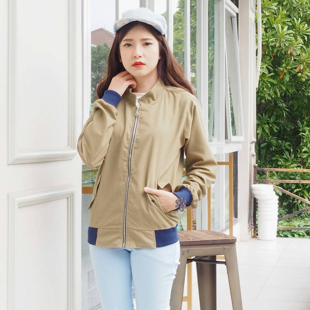 Plain Bomber Jacket Cream