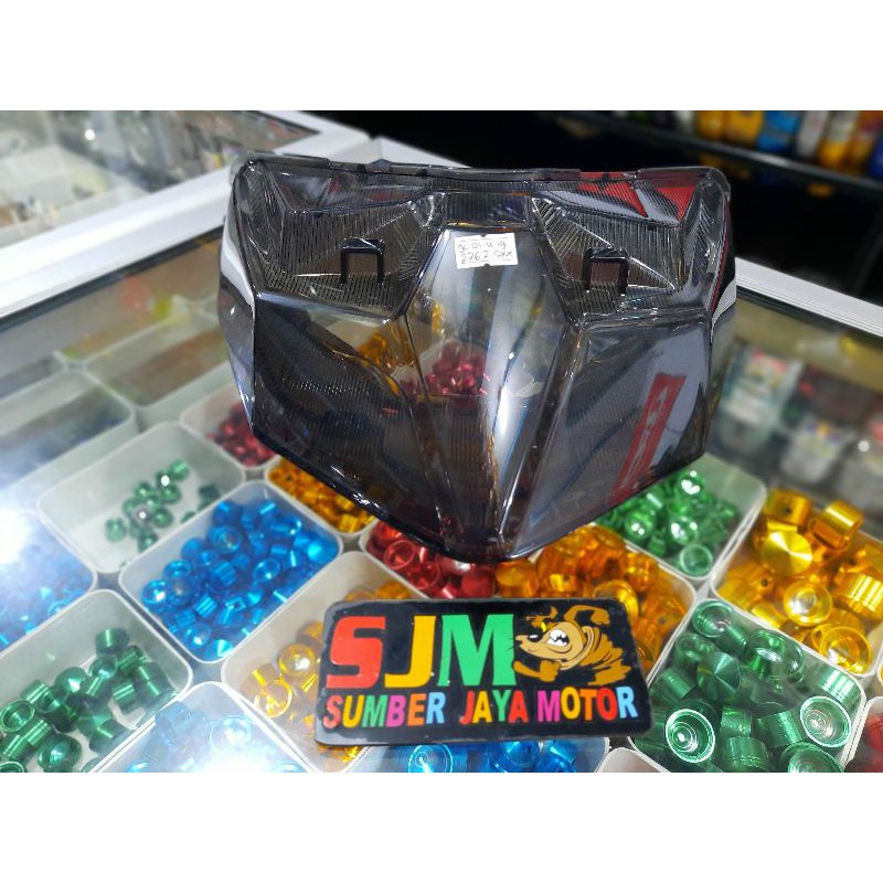 mika stoplamp kaca lampu belakang vario 150 smoke