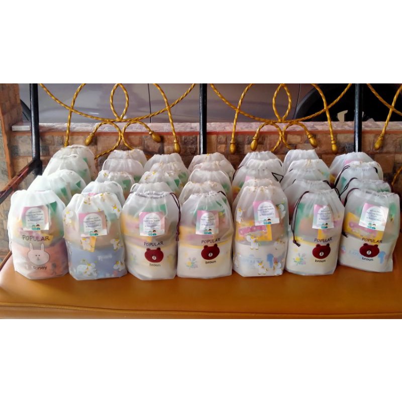 

SOUVENIR PAKET SNACK HAMPERS ULANG TAHUN/EVENT SEKOLAH/TUJUHBELASAN MURAH