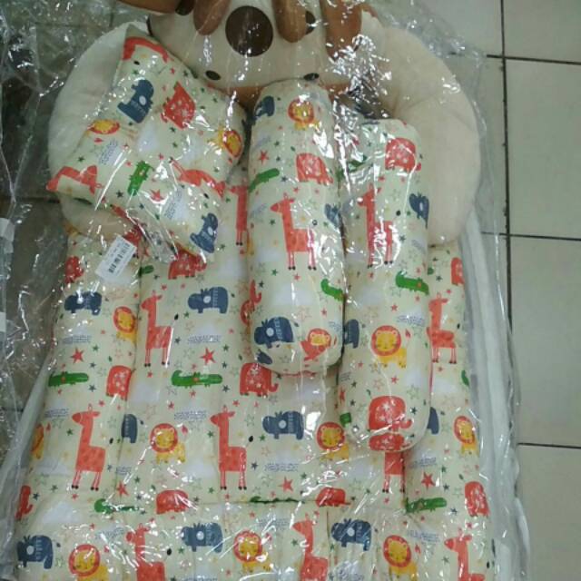 Kasur boneka kelambu