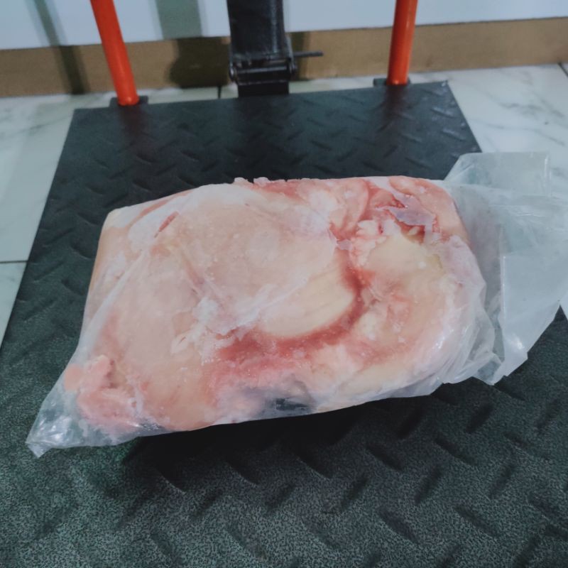 

JUN Daging Dada / Fillet / Boneless Ayam Tanpa Kulit 0.9 - 1 Kg