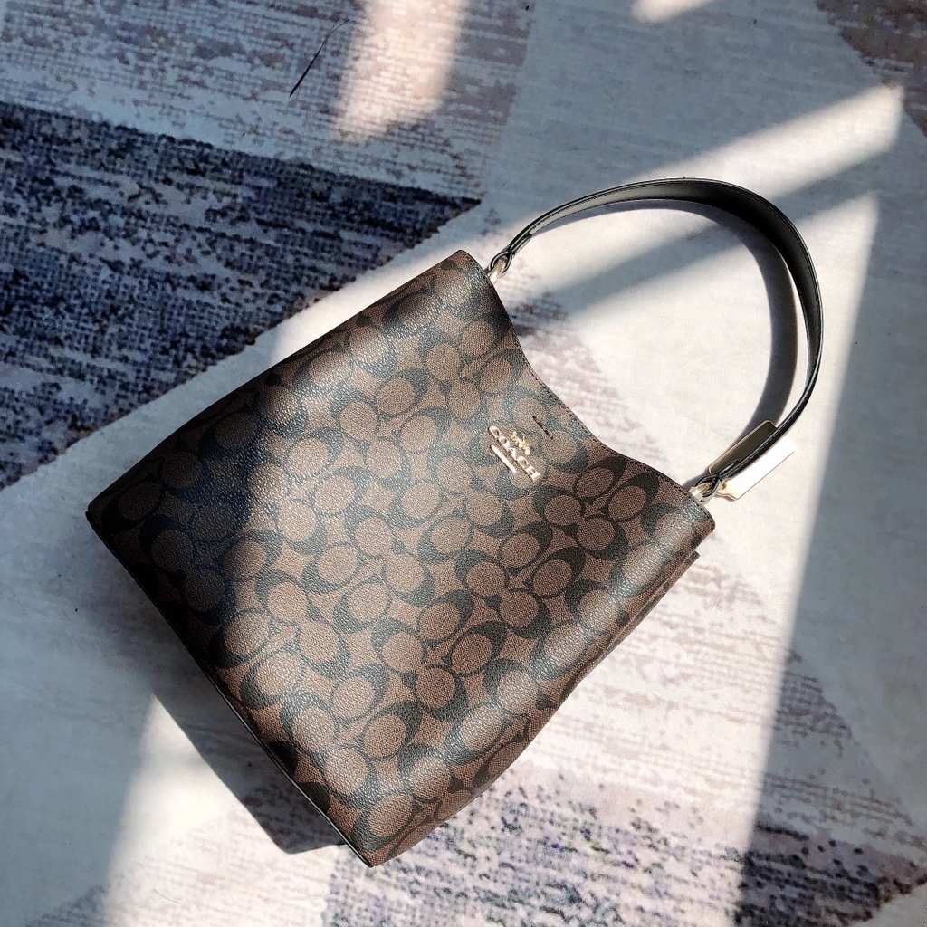 [Instant/Same Day] 91512 coach 27cm size Multifunctional Town Bucket Bag Turnlock Shoulder Bag  stb