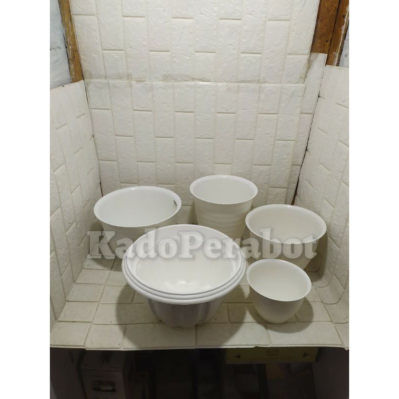 pot bunga motif tawon - pot putih lebah tabitha 30 - pot putih tinggi