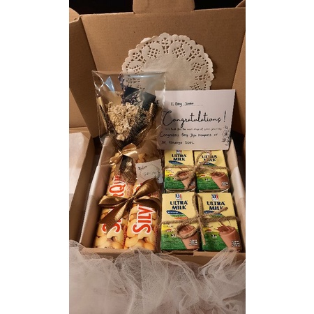 

Snack Box / Snack Hampers / Snack Gift Box