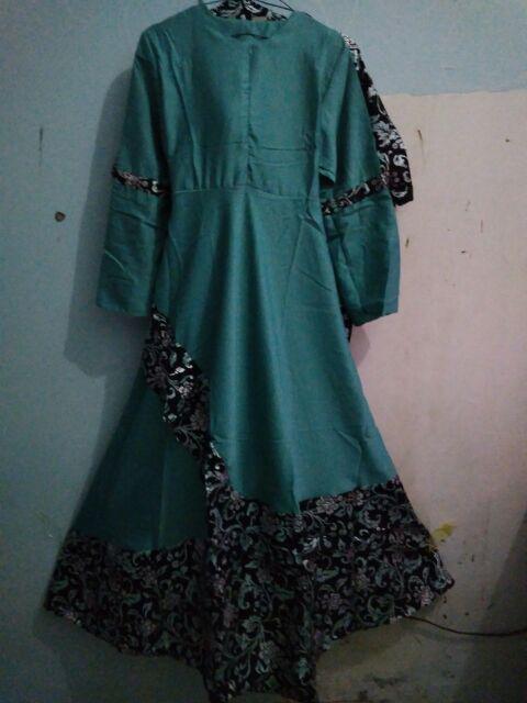 Couple Batik Dillan Mahkota