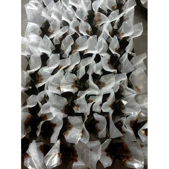 

『fast』 ( Aren Mbah Mi ) Gula aren cair . Asli Gula aren ( nira aren ,bukan nira kelapa ). Ukuran 1kg