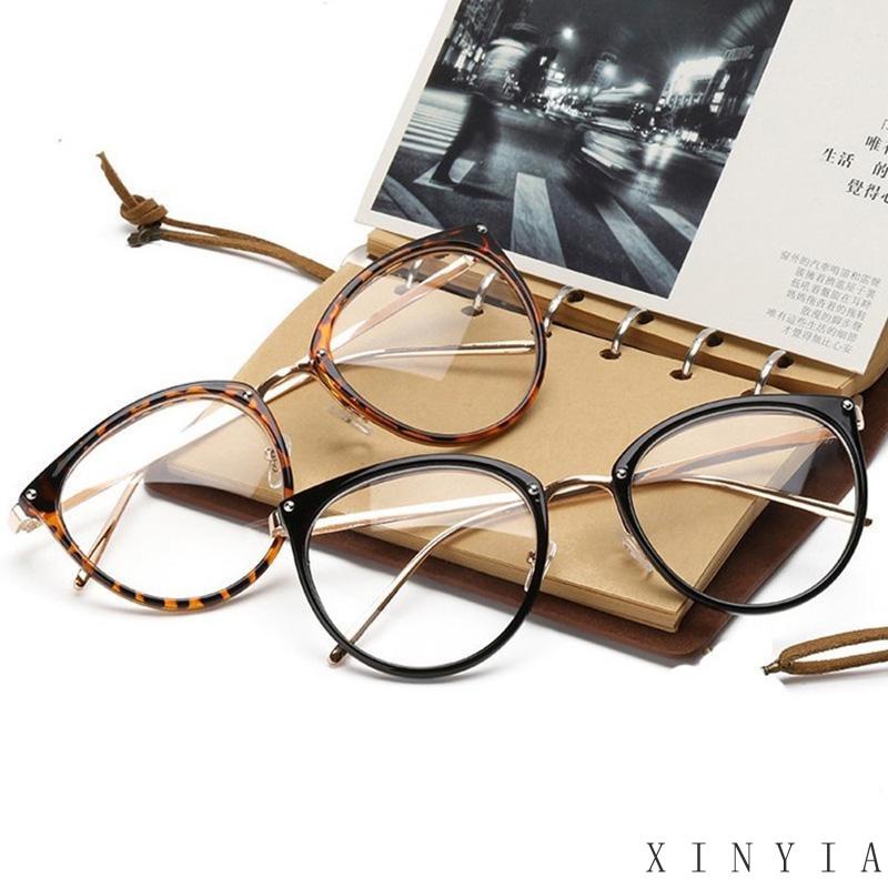 Xia.id Kacamata Frame Oval Warna Gold Gaya Retro Ultra Ringan Untuk Pria / Wanita