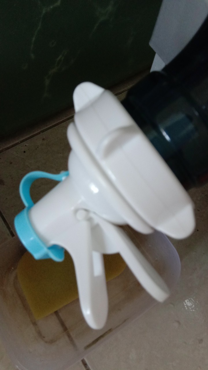 Kran / Keran Galon / Tutup Botol Galon / Serbaguna Termurah / Keran Galon Minum