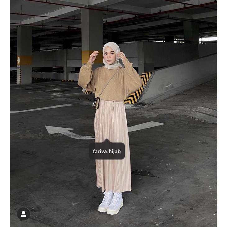 KYLA SKIRT ROK FORMAL SEMI SPAN PLISKET PLEATED-Creamy