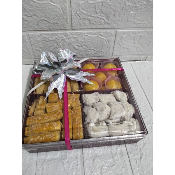 

Hampers Toples
