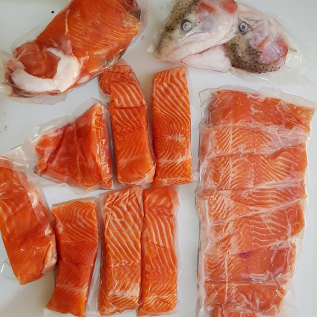 

SALMON TROUT PREMIUM 200 gram ( LANGSUNG DARI LAUT) TANPA SUNTIK OMEGA 3