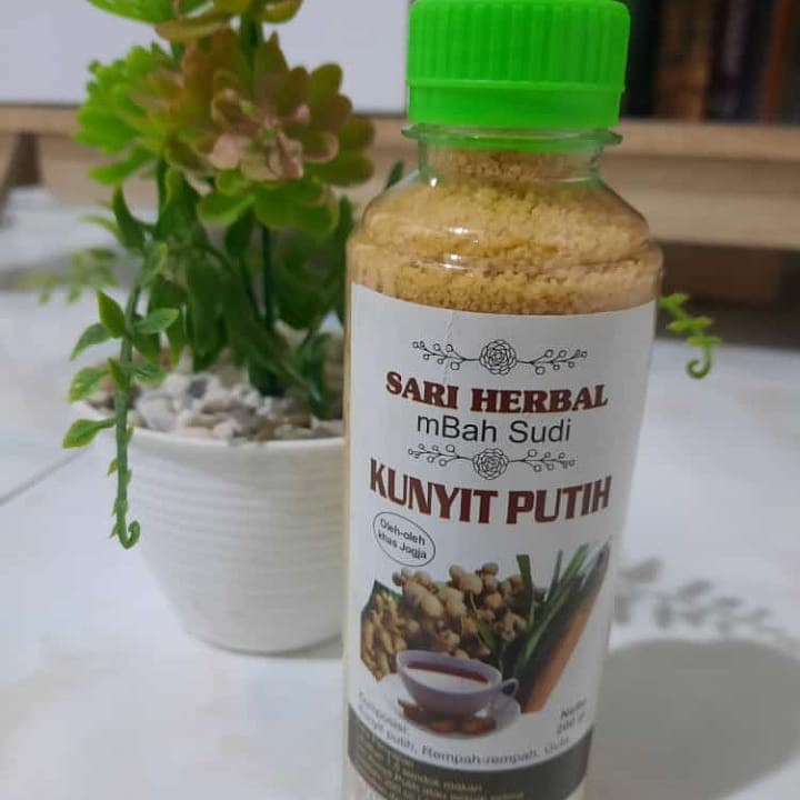

Sari Herbal Kunyit Putih Segar Minuman Kunyit Putih Instant Kunyit Putih Bubuk 200 Gram
